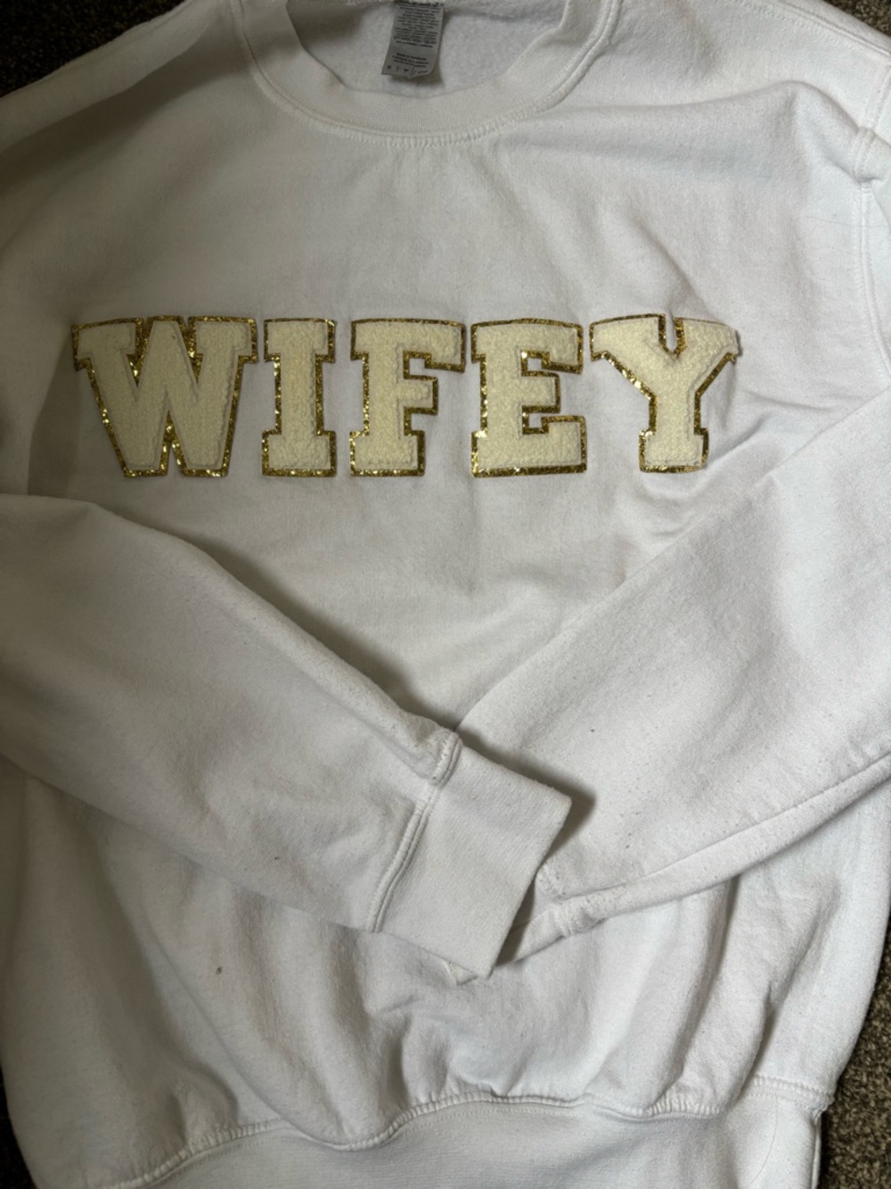 White WIFEY crewneck